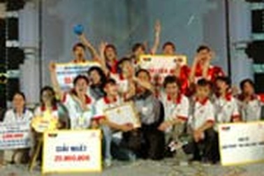 Đội BKCBG1 vô địch cuộc thi Robocon VN 2005