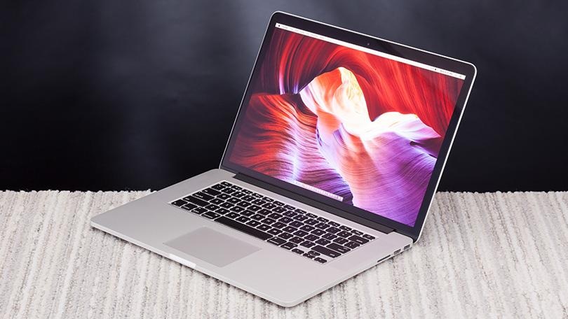 Cách kiểm tra dòng MacBook nào bị hàng không Việt Nam cấm mang lên máy bay