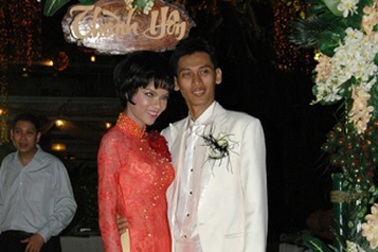 Phùng Ngọc Yến cưới kiểu “thôn quê”