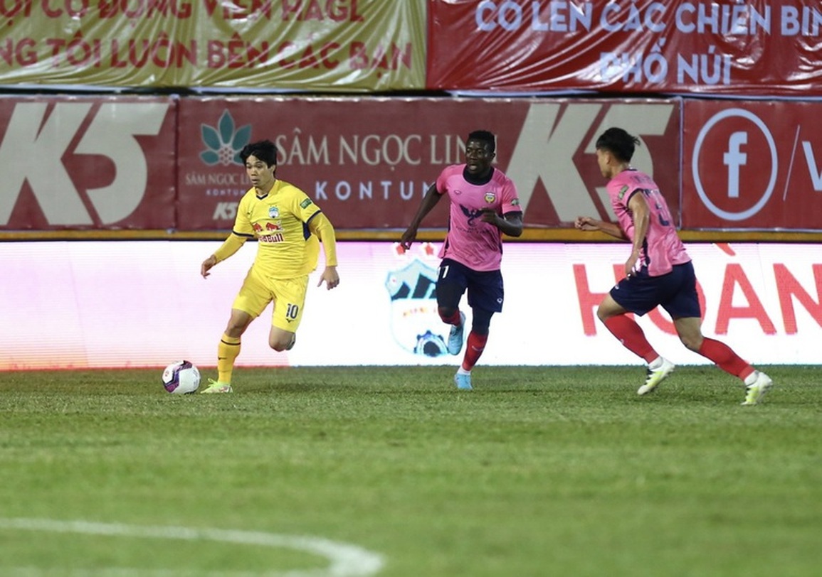 Vì sao HA Gia Lai sa sút phong độ tại V-League? - 2 Vì sao HA Gia Lai sa sút phong độ tại V-League? - 2