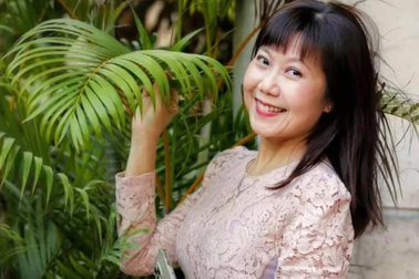 Nghệ sĩ Hương Tươi kể lý do "mất hút" trên truyền hình và góc tối Showbiz