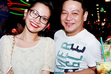 Kim Hiền đi xem phim cùng con và bạn trai mới