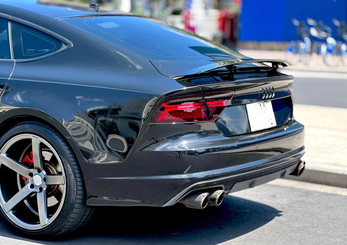 Xe sang Audi A7 tụt giá 1,8 tỷ đồng sau 7 năm sử dụng - 5 Xe sang Audi A7 tụt giá 1,8 tỷ đồng sau 7 năm sử dụng - 5