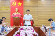 Thẩm quyền của chủ tịch xã trong quản lý cán bộ, công chức, viên chức