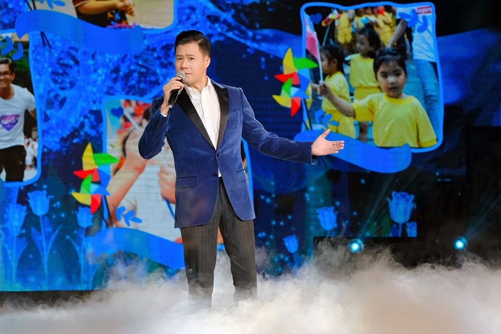 Dàn sao Việt chung tay lan tỏa yêu thương đến trẻ em tự kỷ - 4 Dàn sao Việt chung tay lan tỏa yêu thương đến trẻ em tự kỷ - 4