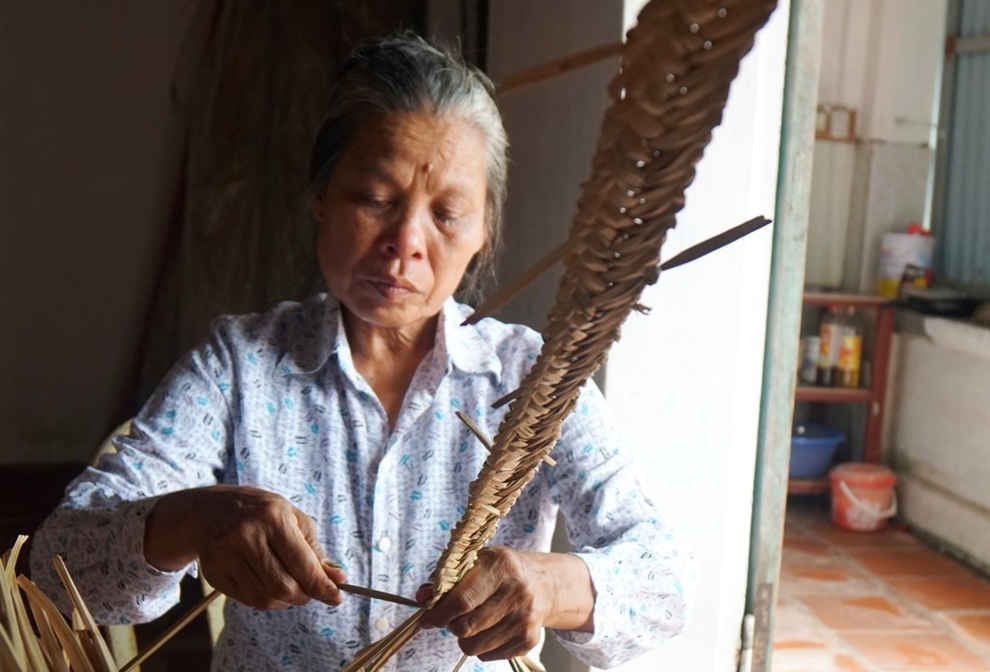 Những giọt nước mắt mặn chát của cô gái mồ côi trước ngưỡng cửa đại học - 6 Những giọt nước mắt mặn chát của cô gái mồ côi trước ngưỡng cửa đại học - 6
