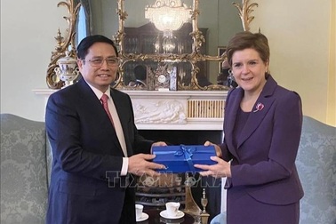 Thủ tướng Phạm Minh Chính gặp Thủ hiến Scotland Nicola Sturgeon