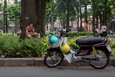 "Đỏ mắt" tìm nơi gửi xe ở nhiều công viên tại TPHCM