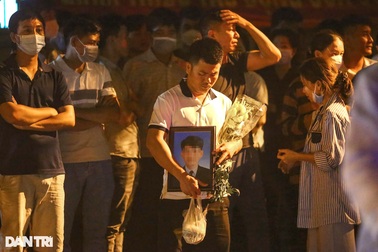 Vụ cháy 32 người chết ở Bình Dương: Các nạn nhân được hỗ trợ ra sao?