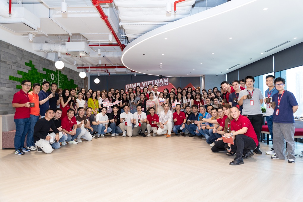 CIMB Việt Nam khẳng định vị thế với loạt giải thưởng quốc tế - 2 CIMB Việt Nam khẳng định vị thế với loạt giải thưởng quốc tế - 2