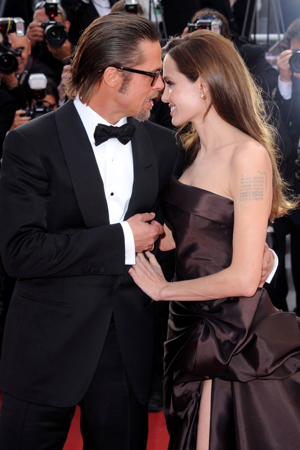 Brad Pitt bảnh bao như chú rể giữa loạt tin Angelina Jolie đang hẹn hò - 8 Brad Pitt bảnh bao như chú rể giữa loạt tin Angelina Jolie đang hẹn hò - 8