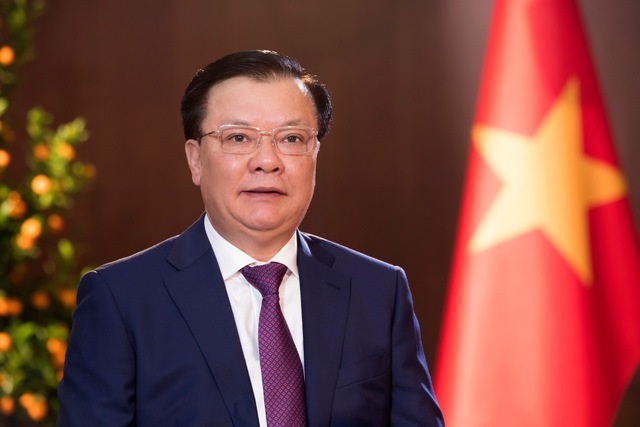 Bí thư Hà Nội chia sẻ định hướng phát triển 2 thành phố trong thành phố - 1 Bí thư Hà Nội chia sẻ định hướng phát triển 2 thành phố trong thành phố - 1