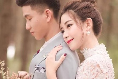 HLV Park Hang Seo chúc mừng đám cưới của Phan Văn Đức