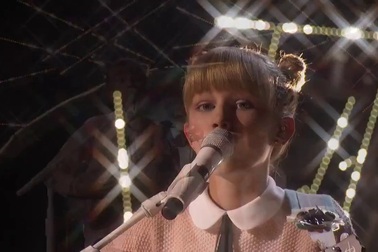 Giọng ca 12 tuổi “vụng về một cách ngọt ngào” tỏa sáng