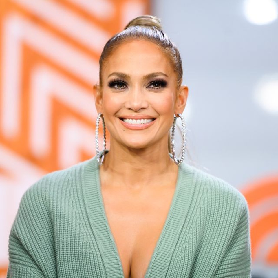 Jennifer Lopez phủ nhận tin đồn tiêm botox - 7 Jennifer Lopez phủ nhận tin đồn tiêm botox - 7