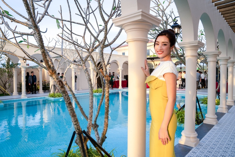 Hoa hậu Đỗ Mỹ Linh kiêu hãnh vị thế độc tôn tại The Residence Phú Quốc - 2 Hoa hậu Đỗ Mỹ Linh kiêu hãnh vị thế độc tôn tại The Residence Phú Quốc - 2
