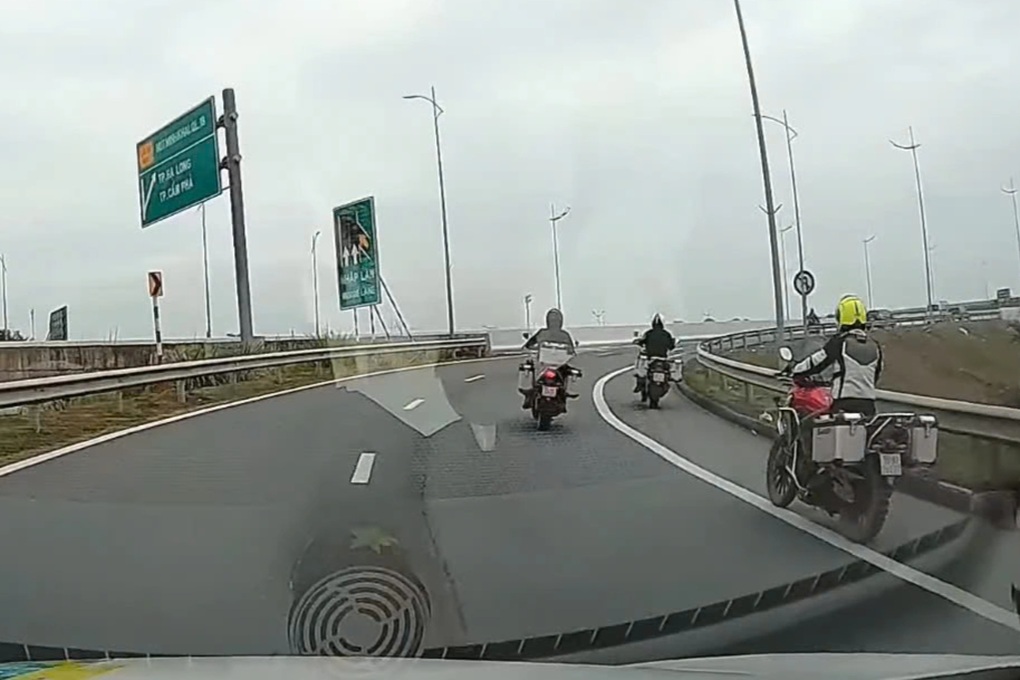 Xác minh đoàn mô tô phân khối lớn đi vào cao tốc Hải Phòng - Móng Cái - 1 Xác minh đoàn mô tô phân khối lớn đi vào cao tốc Hải Phòng - Móng Cái - 1