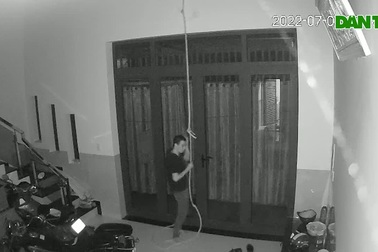 "Người nhện" đu dây ống nước vào nhà dân trộm tài sản
