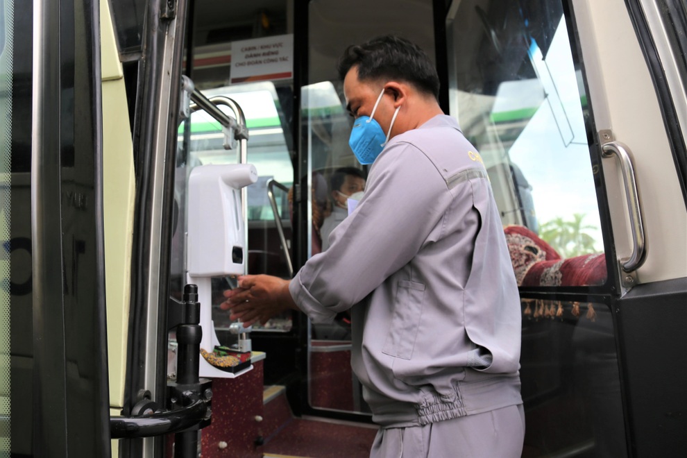 Những chuyến xe đón công dân từ tâm dịch TPHCM về quê có gì đặc biệt? - 4 Những chuyến xe đón công dân từ tâm dịch TPHCM về quê có gì đặc biệt? - 4