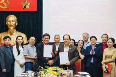 Hội Người cao tuổi Việt Nam ký hợp tác với Hệ thống Bệnh viện Mắt Sài Gòn