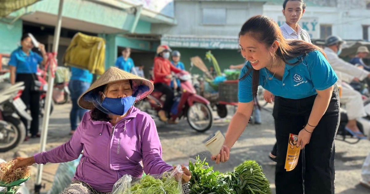 Báo chí dẫn đường dư luận, lan tỏa chính sách bảo hiểm và lao động