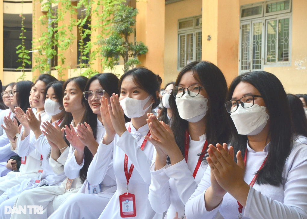 TPHCM công bố kế hoạch năm học 2023-2024, học sinh nghỉ Tết 14 ngày - 1 TPHCM công bố kế hoạch năm học 2023-2024, học sinh nghỉ Tết 14 ngày - 1
