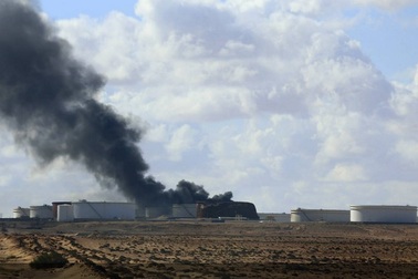 IS tấn công các cảng dầu lớn, đe dọa ngành công nghiệp dầu mỏ Libya