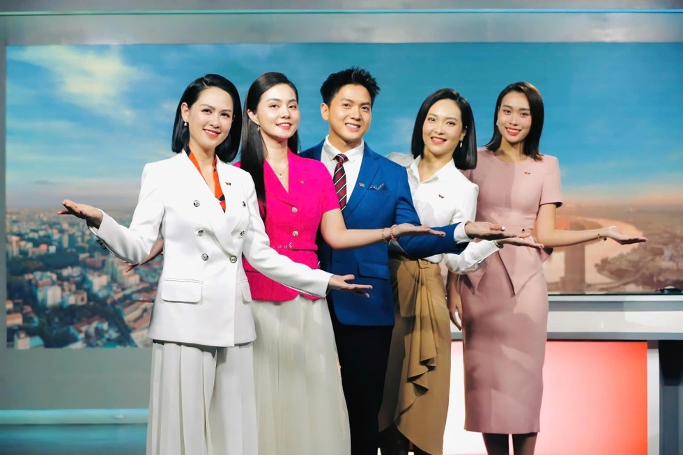 Đời tư kín tiếng của BTV Thúy Hằng VTV, tuổi 45 thích vào bếp - 5 Đời tư kín tiếng của BTV Thúy Hằng VTV, tuổi 45 thích vào bếp - 5