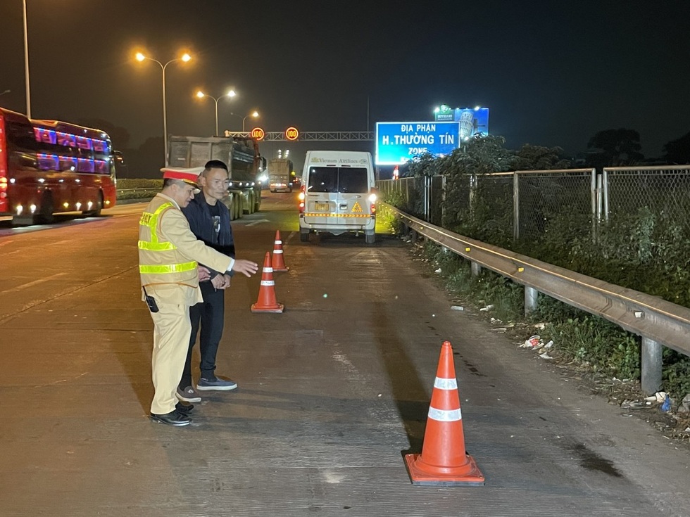 Sẽ đưa kỹ năng lái xe trên cao tốc chưa đạt chuẩn vào giáo trình đào tạo - 2 Sẽ đưa kỹ năng lái xe trên cao tốc chưa đạt chuẩn vào giáo trình đào tạo - 2