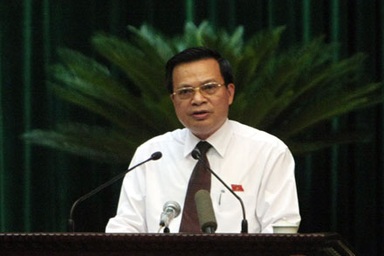 “Nới” luật để tuyển viên chức người Việt ở nước ngoài