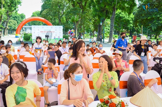 Một hoạt động đố vui có thưởng tại sự kiện.