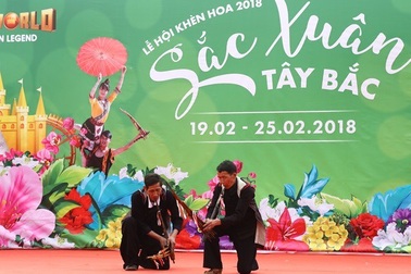 Tết rộn ràng tại lễ hội Khèn hoa Sun World Fansipan Legend