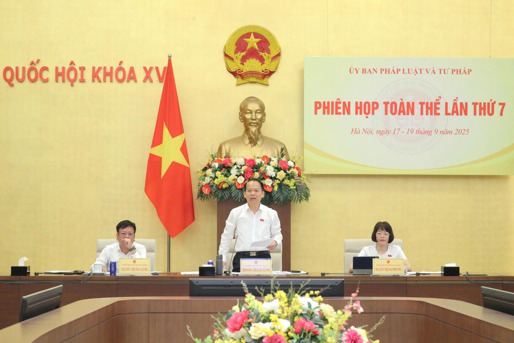 Y tế, giáo dục là dịch vụ công thiết yếu, nhà nước có trách nhiệm đảm bảo - 2 Y tế, giáo dục là dịch vụ công thiết yếu, nhà nước có trách nhiệm đảm bảo - 2