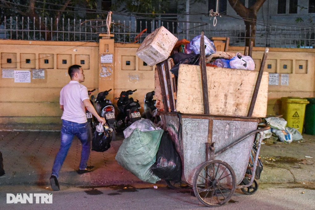 Thói quen xấu: Dùng túi nilon, người tốn bạc triệu, người vô tư xả rác - 7 Thói quen xấu: Dùng túi nilon, người tốn bạc triệu, người vô tư xả rác - 7