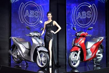 Honda SH được trang bị thêm phanh ABS