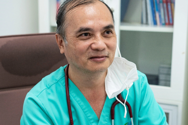 Bác sĩ Trình Văn Hải - "Anh cả" của khoa cấp cứu  Bệnh viện FV