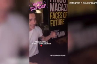 Brooklyn Beckham và Nicola Peltz cùng nhau khiêu vũ