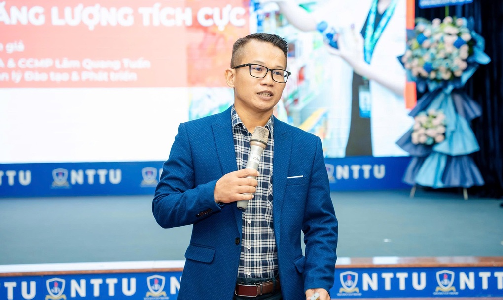 ឱសថស្ថានសហការជាមួយសាកលវិទ្យាល័យ Nguyen Tat Thanh បង្កើតឱកាសការងារសម្រាប់និស្សិត - ៥ Pharmacity hợp tác Trường Đại học Nguyễn Tất Thành tạo cơ hội nghề nghiệp cho sinh viên - 5