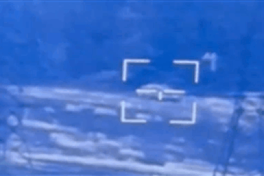 Video Ukraine phóng tên lửa phá hủy xe bọc thép Nga