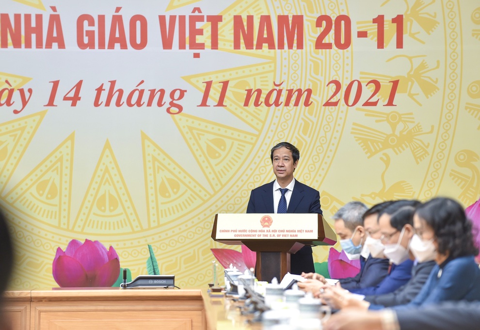 Thủ tướng Phạm Minh Chính gặp mặt nhà giáo tiêu biểu nhân ngày 20/11 - 3 Thủ tướng Phạm Minh Chính gặp mặt nhà giáo tiêu biểu nhân ngày 20/11 - 3