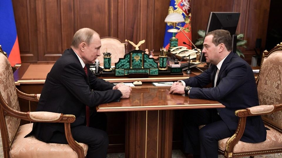 Thủ tướng Nga Medvedev từ chức - 2 Thủ tướng Nga Medvedev từ chức - 2
