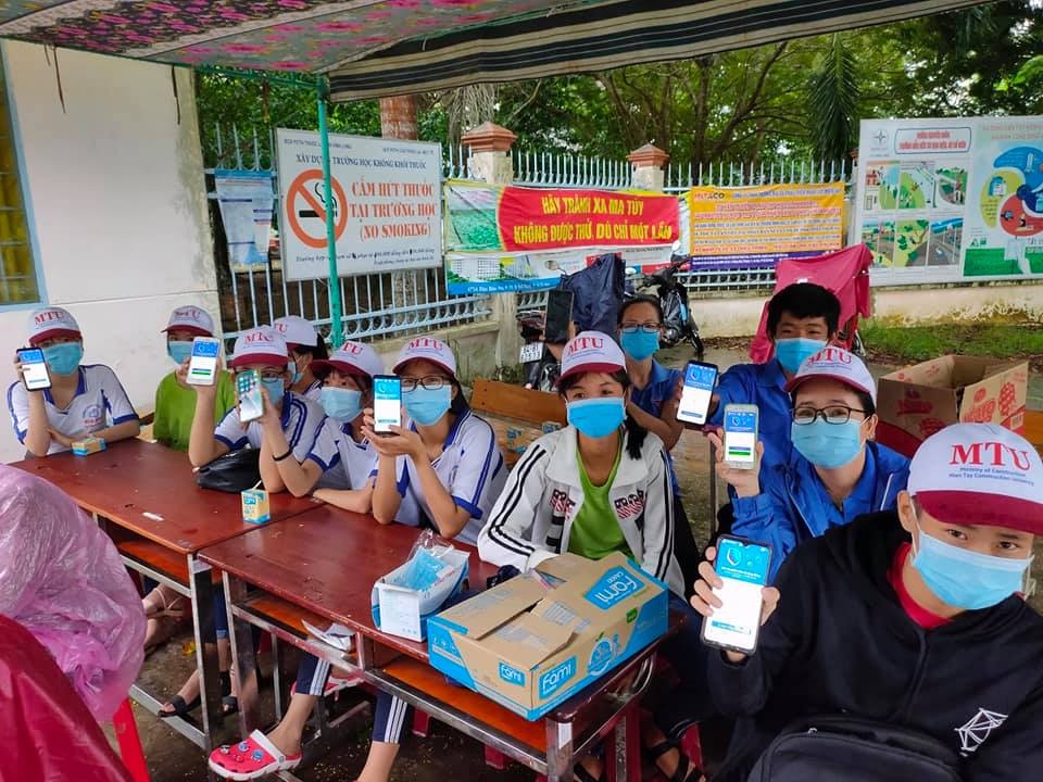 Vĩnh Long: Hỗ trợ 2.000 suất cơm cho thí sinh - 1 Vĩnh Long: Hỗ trợ 2.000 suất cơm cho thí sinh - 1