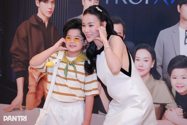 Phương Oanh tái xuất màn ảnh VTV: "Anh Bình ước tôi lúc nào cũng dịu dàng”