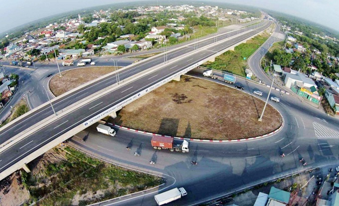 Nhiều doanh nghiệp bất động sản gặp khó cần được hỗ trợ gỡ vướng.