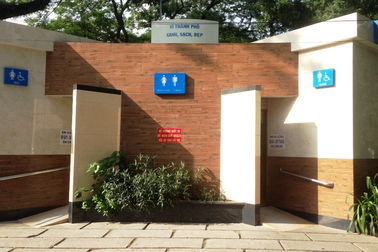 Cử tri nói thiếu nhà vệ sinh, Sở Du lịch đáp địa phương vừa có giải quốc tế