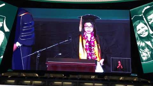 Cô gái Việt vinh dự là đại diện sinh viên phát biểu tại Lễ tốt nghiệp 2018 ở Đại học bang California, Sacramento (CSUS).