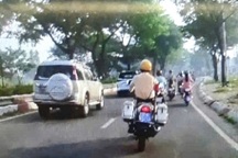 CSGT TPHCM dẫn đường đưa người mẹ mang song thai kịp đến bệnh viện