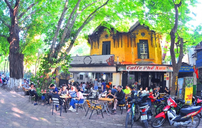 Tác phẩm Em ơi, Hà Nội Caffé Phố.