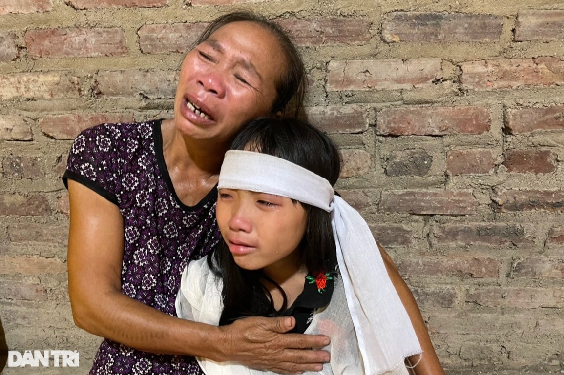 Nghẹn lòng bé 9 tuổi không cha, mồ côi mẹ, lay lắt cùng ông bà nghèo khó - 3