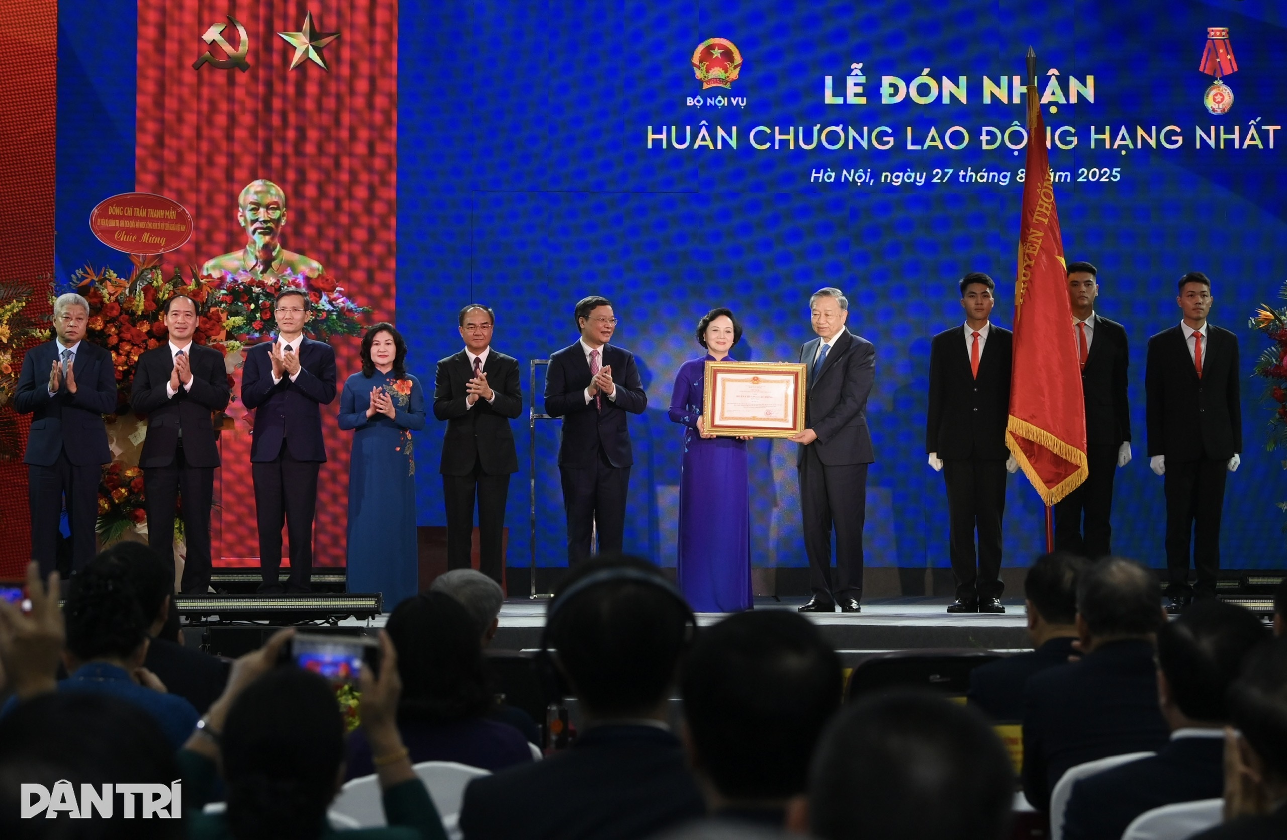 Kỳ vọng những “Sóng Duyên Hải, Gió Đại Phong, Cờ Ba nhất” mới - 1 Kỳ vọng những “Sóng Duyên Hải, Gió Đại Phong, Cờ Ba nhất” mới - 1